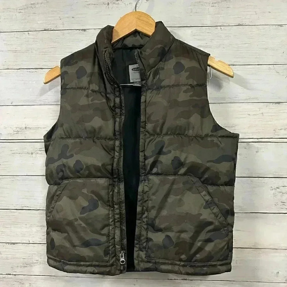 Old Navy Camouflage Puffy Vest - Picture 1 of 4